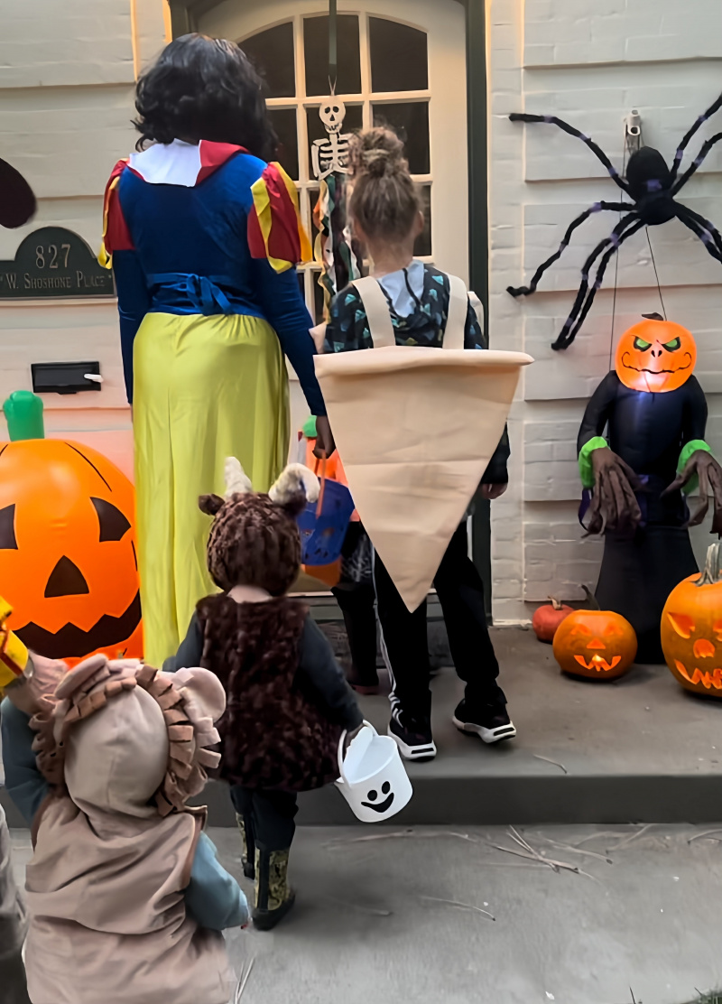 Perché i genitori di bambini autistici temono Halloween (e come puoi aiutarli)